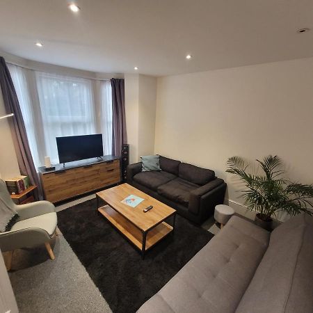 Spacious 2 Bedroom House In Central London With Garden Eksteriør billede